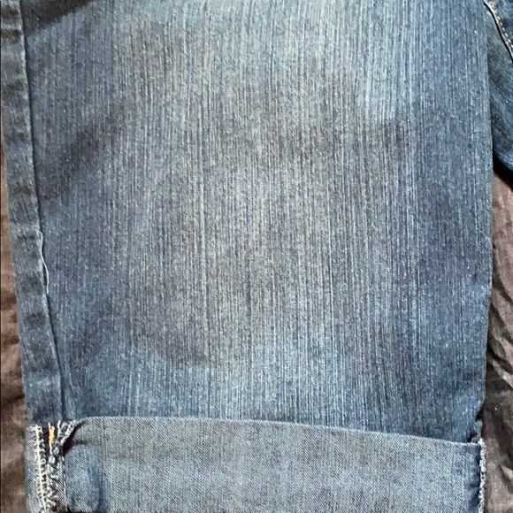 Bermuda shorts - Picture 5 of 10